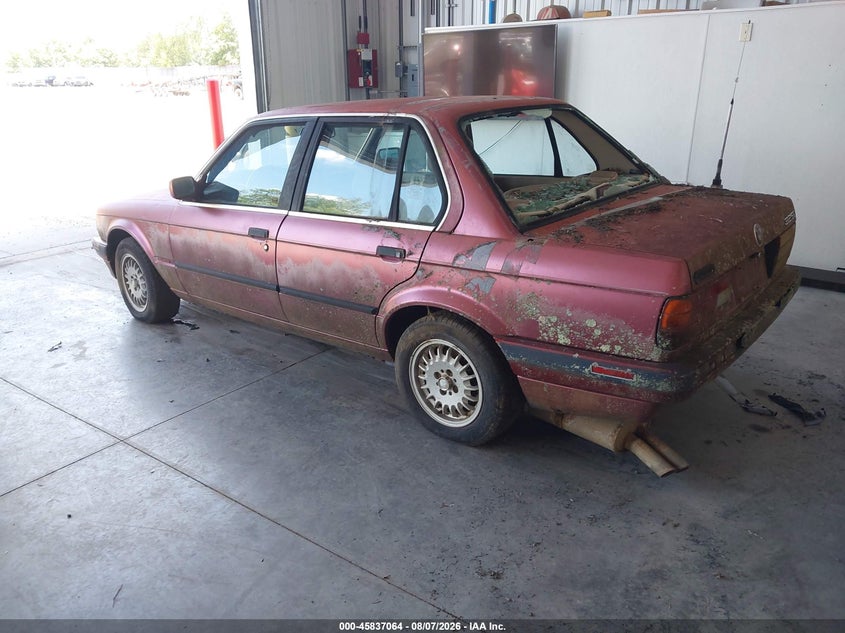 1991 BMW 3 series VIN WBAAD2315MED29648 IAAI salvage auction — NORMAL WEAR, Clear (New Jersey), sold $1,100 on 2026-08-12 (photo 3)