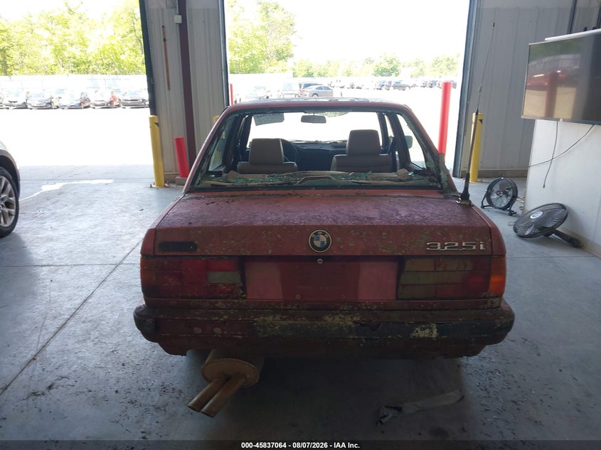 1991 BMW 3 series VIN WBAAD2315MED29648 IAAI salvage auction — NORMAL WEAR, Clear (New Jersey), sold $1,100 on 2026-08-12 (photo 6)