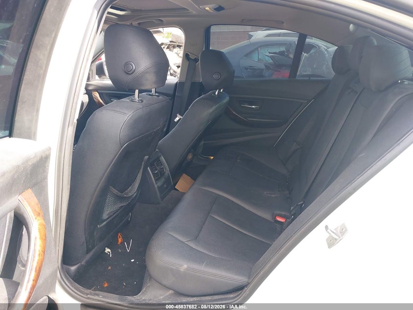 2014 BMW 3er VIN WBA3B5C56EP540296 IAAI salvage auction — REAR END, Salvage Certificate (California), sold $1,700 on 2026-08-21 (photo 8)