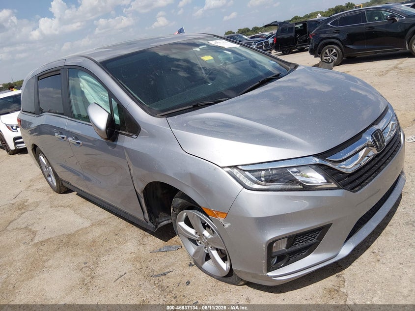 2018 Honda Odyssey VIN 5FNRL6H71JB101974 — IAAI salvage auction photo
