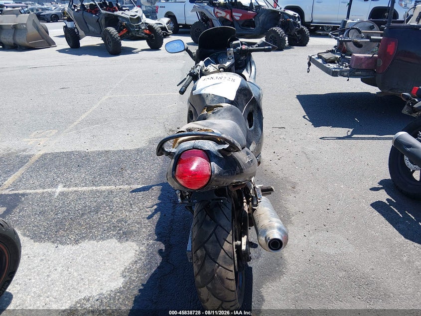 2001 Suzuki Gsx VIN JS1GR7GA712100575 IAAI salvage auction — NORMAL WEAR, Clear - Dealer Only (California), sold $25 on 2026-09-10 (photo 6)