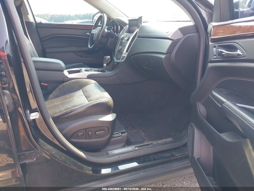 2012 Cadillac Srx VIN 3GYFNDE38CS617661 IAAI salvage auction — FRONT END, Wait Title, sold $725 on 2026-08-30 (photo 5)