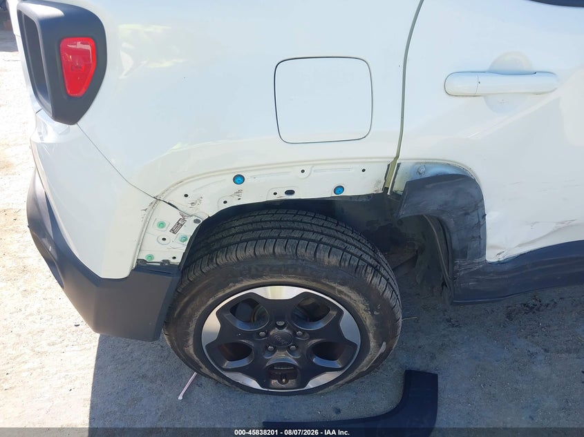 2017 Jeep Renegade VIN ZACCJBAB5HPG43178 IAAI salvage auction — NORMAL WEAR, Clear - Dealer Only (California), sold $2,200 on 2026-08-21 (photo 6)