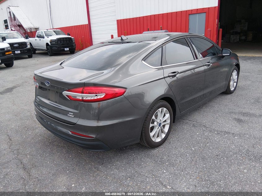 2020 Ford Fusion VIN 3FA6P0LU2LR196909 IAAI salvage auction — NORMAL WEAR, SF97 (Maryland), sold $10,250 on 2026-09-08 (photo 4)