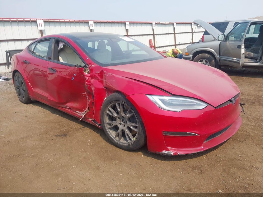 2022 Tesla Model s VIN 5YJSA1E57NF467795 — IAAI salvage auction photo