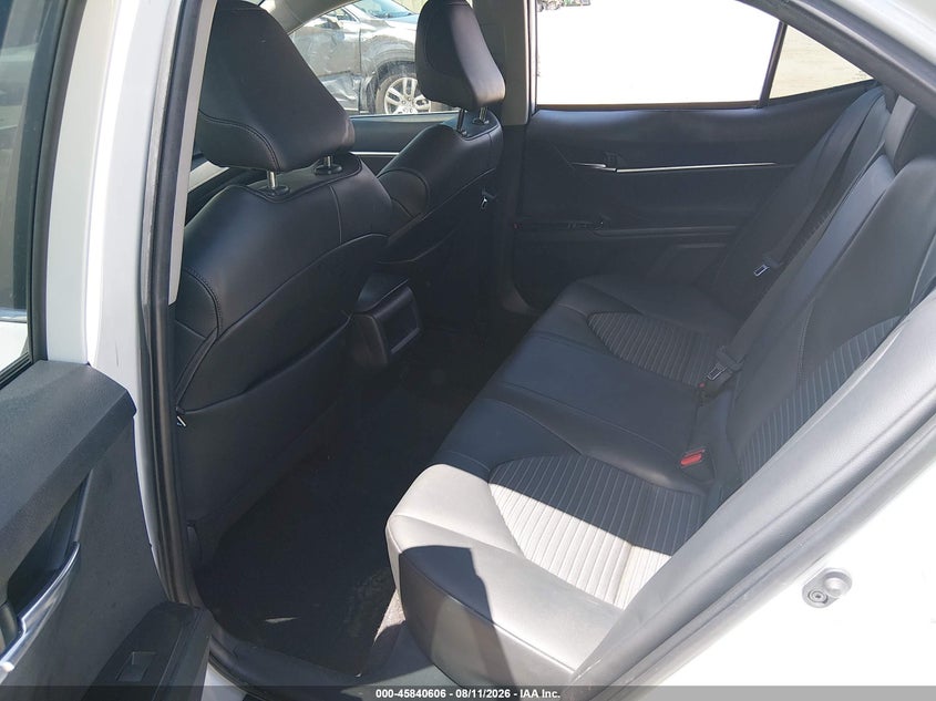 2022 Toyota Camry VIN 4T1G11AKXNU015599 IAAI salvage auction — SIDE, Salvage Title, sold $7,000 on 2026-08-26 (photo 8)