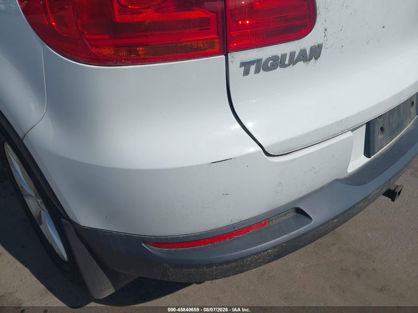 2014 Volkswagen Tiguan VIN WVGBV3AX7EW614602 IAAI salvage auction — NORMAL WEAR, Wait Title, sold $1,225 on 2026-08-13 (photo 6)