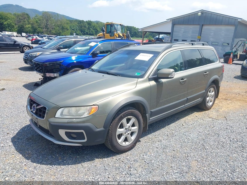 2010 Volvo Xc70 VIN YV4960BZ9A1085219 IAAI salvage auction — NORMAL WEAR, Clear (Virginia), sold $475 on 2026-08-18 (photo 2)