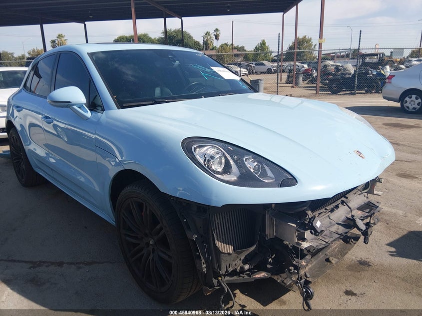 2018 Porsche Macan VIN WP1AF2A53JLB70425 — IAAI salvage auction photo