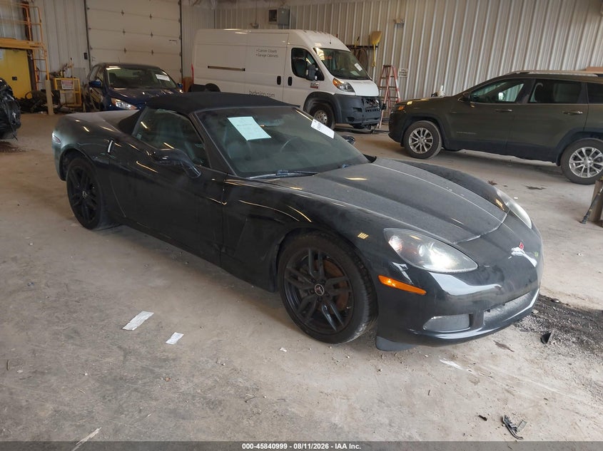 2005 Chevrolet Corvette VIN 1G1YY34U755119001 — IAAI salvage auction photo