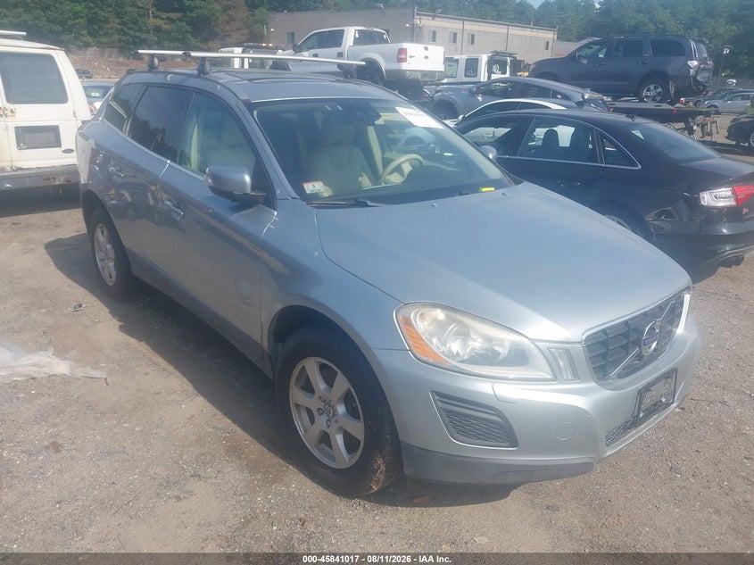 2011 Volvo Xc60 VIN YV4940DZ7B2189108 IAAI salvage auction — NORMAL WEAR, Clear (Massachusetts), sold $425 on 2026-08-14 (photo 1)