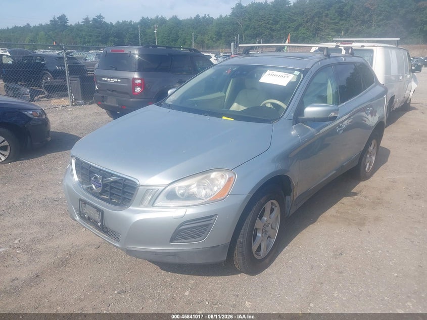 2011 Volvo Xc60 VIN YV4940DZ7B2189108 IAAI salvage auction — NORMAL WEAR, Clear (Massachusetts), sold $425 on 2026-08-14 (photo 2)