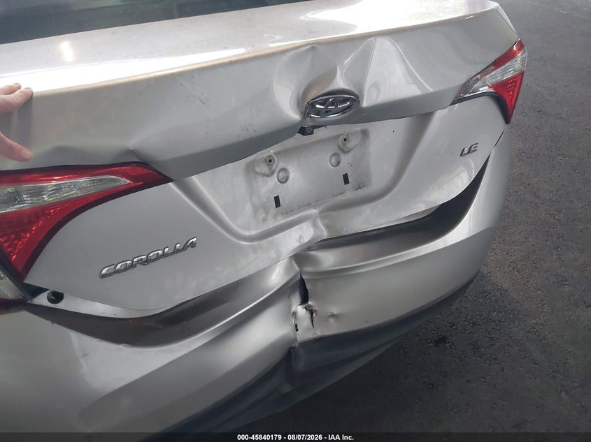 2015 Toyota Corolla VIN 2T1BURHE7FC320948 IAAI salvage auction — REAR END, Salvage Title, sold $2,000 on 2026-08-20 (photo 6)