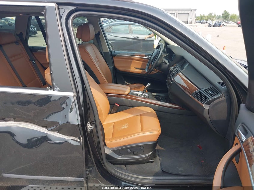 2010 BMW X5 VIN 5UXFE8C50AL312707 IAAI salvage auction — RIGHT SIDE, Clear (Indiana), sold $800 on 2026-08-29 (photo 5)