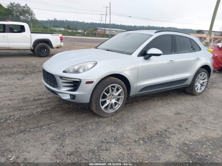 2016 Porsche Macan VIN WP1AB2A5XGLB51164 IAAI salvage auction — UNKNOWN, Clear (South Carolina), sold $9,000 on 2026-08-16 (photo 2)