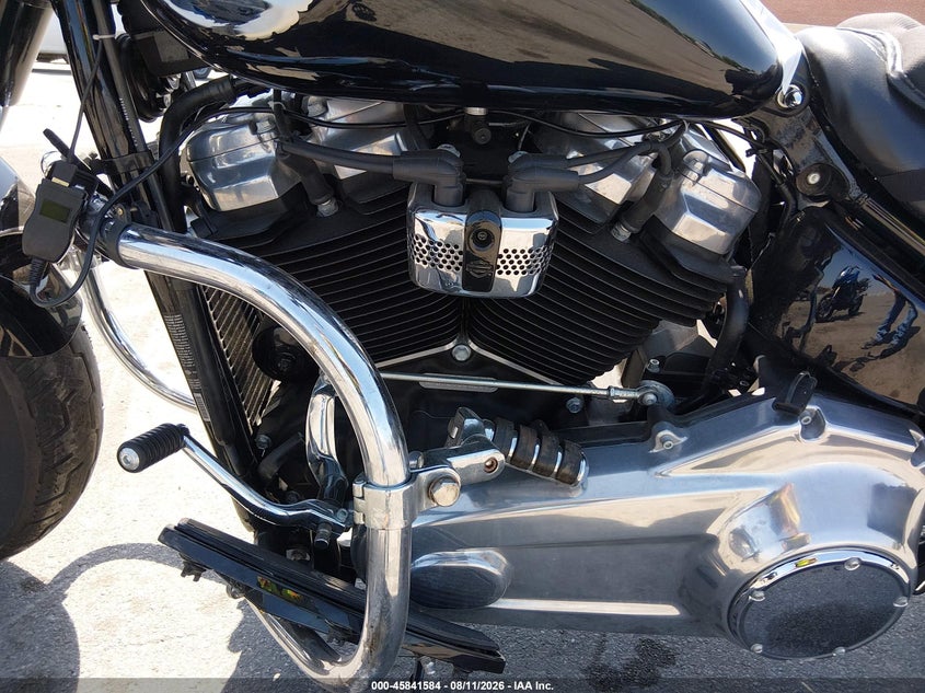 2020 Harley-davidson Softail VIN 1HD1YDJ12LB066830 IAAI salvage auction — ALL OVER, Salvage Title, sold $3,050 on 2026-10-09 (photo 9)