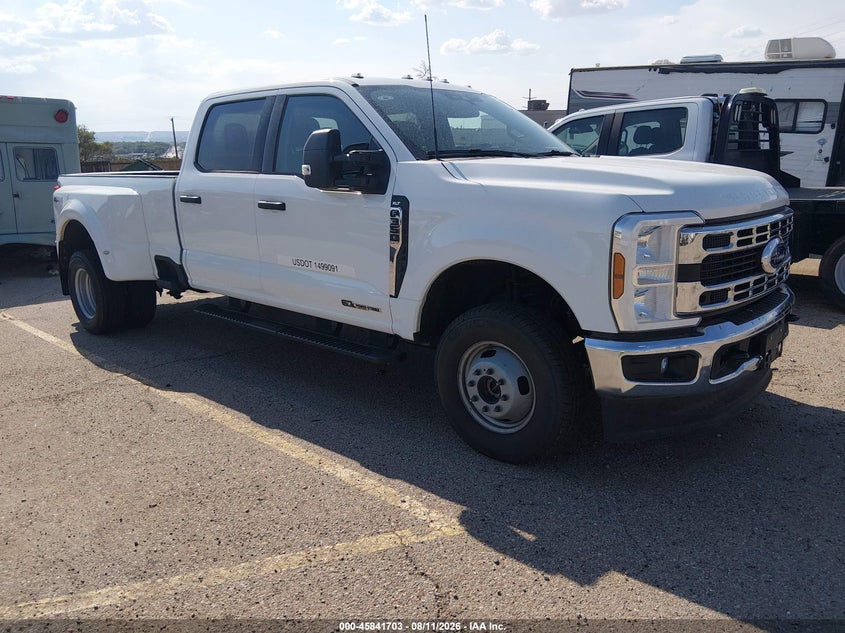 2025 Ford F350 VIN 1FT8W3DT6SED24700 — IAAI salvage auction photo