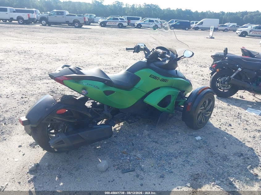 2013 Can-am/ brp Spyder VIN 2BXNABC15DV000209 IAAI salvage auction — NORMAL WEAR, Clear (South Carolina), sold $900 on 2026-09-08 (photo 4)