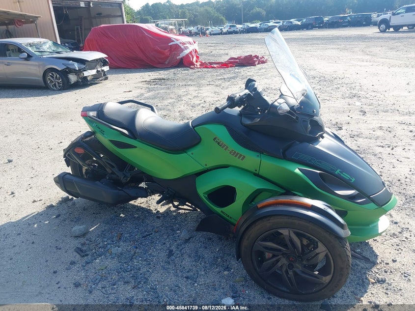 2013 Can-am/ brp Spyder VIN 2BXNABC15DV000209 IAAI salvage auction — NORMAL WEAR, Clear (South Carolina), sold $900 on 2026-09-08 (photo 8)