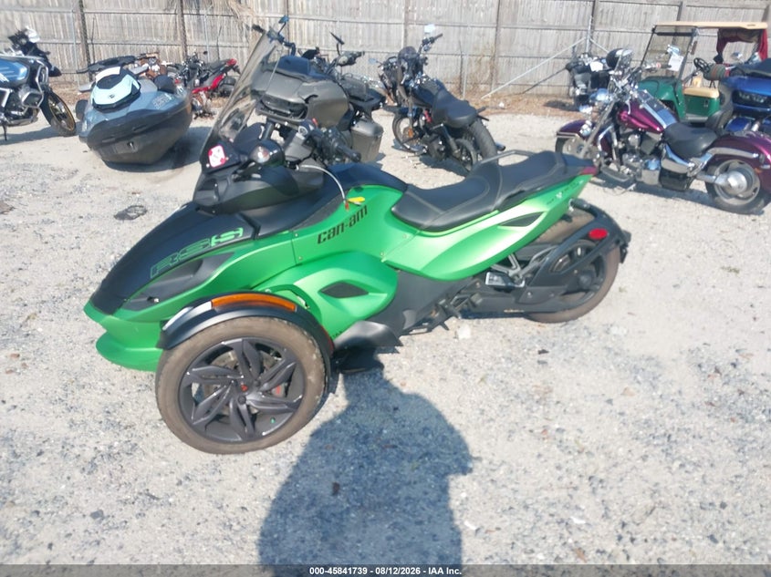 2013 Can-am/ brp Spyder VIN 2BXNABC15DV000209 IAAI salvage auction — NORMAL WEAR, Clear (South Carolina), sold $900 on 2026-09-08 (photo 9)