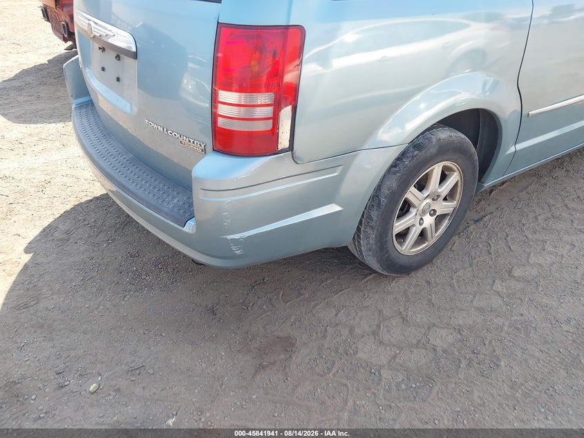 2010 Chrysler Town & country VIN 2A4RR5D18AR458206 IAAI salvage auction — RIGHT REAR, Clear (Washington), sold $25 on 2026-09-27 (photo 6)
