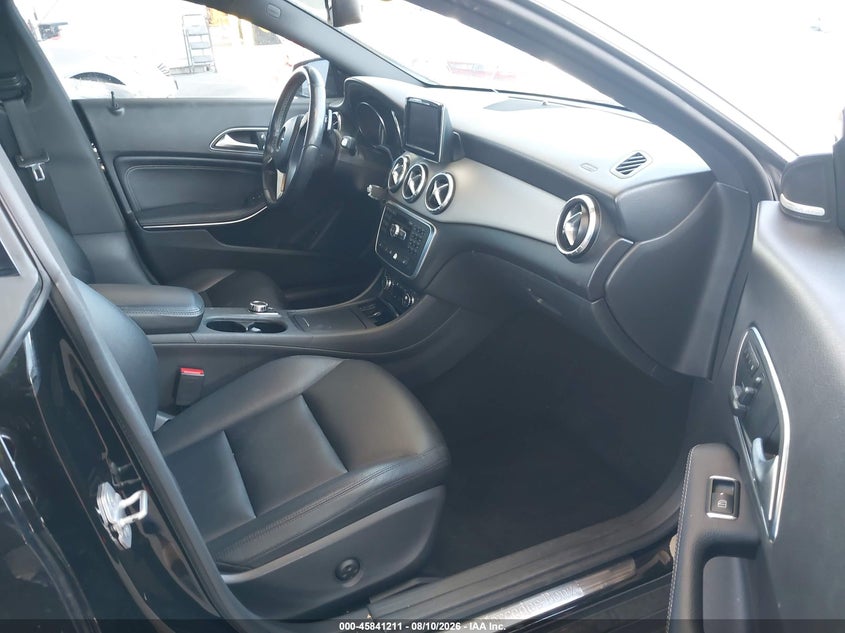 2014 Mercedes-benz Cla-klasse VIN WDDSJ4EBXEN035751 IAAI salvage auction — FRONT END, Wait Title, sold $2,850 on 2026-09-26 (photo 5)