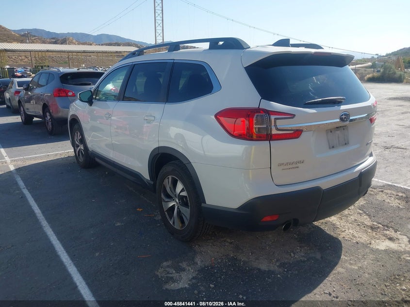 2024 Subaru Ascent VIN 4S4WMABDXR3421557 IAAI salvage auction — RIGHT REAR, Clear (California), sold $14,300 on 2026-08-19 (photo 3)