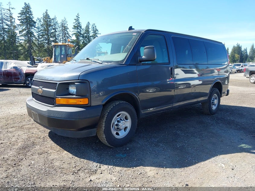 2017 Chevrolet Express 2500 VIN 1GAWGEFG6H1100691 IAAI salvage auction — NORMAL WEAR, Sf97 (Washington), sold $15,200 on 2026-08-26 (photo 2)