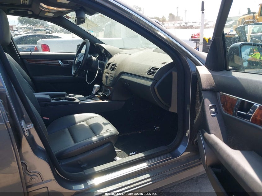 2010 Mercedes-benz C class VIN WDDGF5EB1AR088936 IAAI salvage auction — UNKNOWN, Clear (Florida), sold $975 on 2026-08-19 (photo 5)