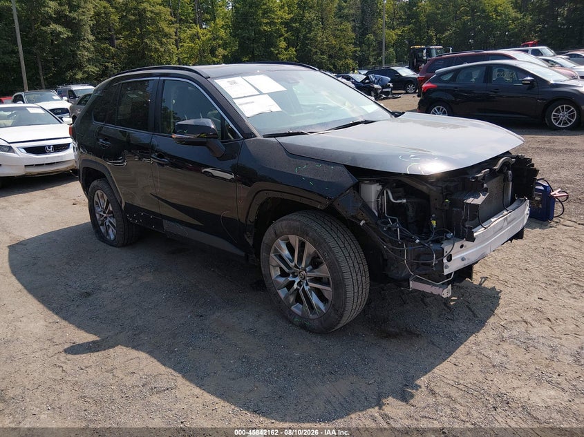 2020 Toyota Rav 4 VIN JTMA1RFV8LD056676 — IAAI salvage auction photo