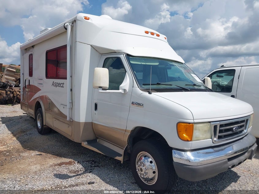 2007 Ford E-450 VIN 1FDXE45S36DB41286 IAAI salvage auction — REAR END, Salvage (Alabama), sold $7,000 on 2026-08-25 (photo 1)