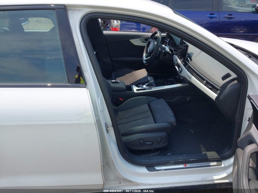 2022 Audi A4 VIN WAUFAAF48NA045449 IAAI salvage auction — SIDE, Salvage Title, sold $13,250 on 2026-09-17 (photo 5)