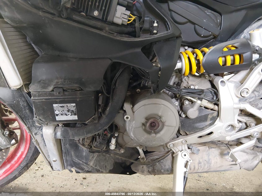 2018 Ducati Panigale VIN ZDM14B1W5JB007172 IAAI salvage auction — FRONT END, Bill Of Sale (Alaska), sold $1,200 on 2026-09-09 (photo 9)