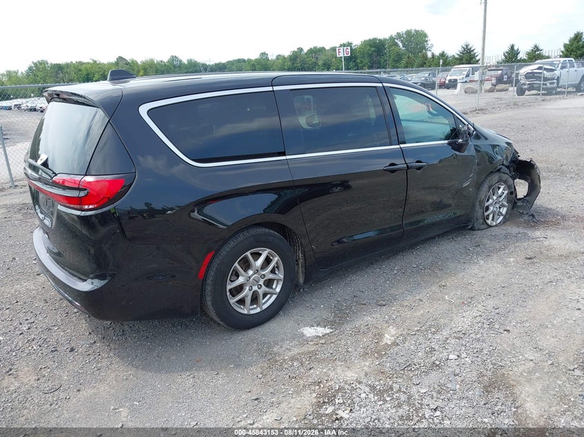 2025 Chrysler Pacifica VIN 2C4RC1BG0SR540861 IAAI salvage auction — RIGHT FRONT, Salvage Title, sold $10,000 on 2026-08-21 (photo 4)
