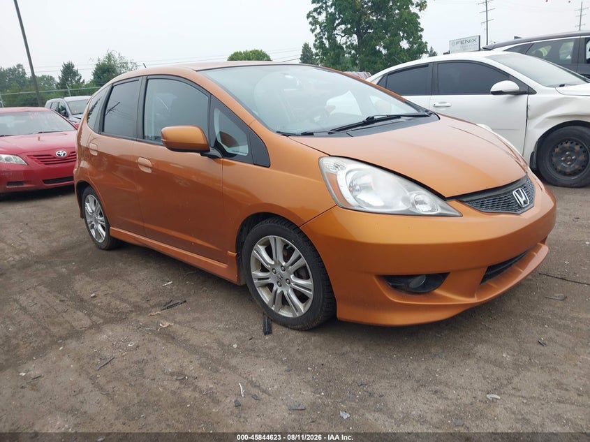 2010 Honda Fit VIN JHMGE8H42AS008949 IAAI salvage auction — NORMAL WEAR, Clear (Michigan), sold $925 on 2026-08-29 (photo 1)