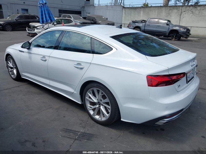 2022 Audi A5 VIN WAUABCF53NA013438 IAAI salvage auction — SIDE, Salvage Title, sold $9,400 on 2026-08-26 (photo 3)