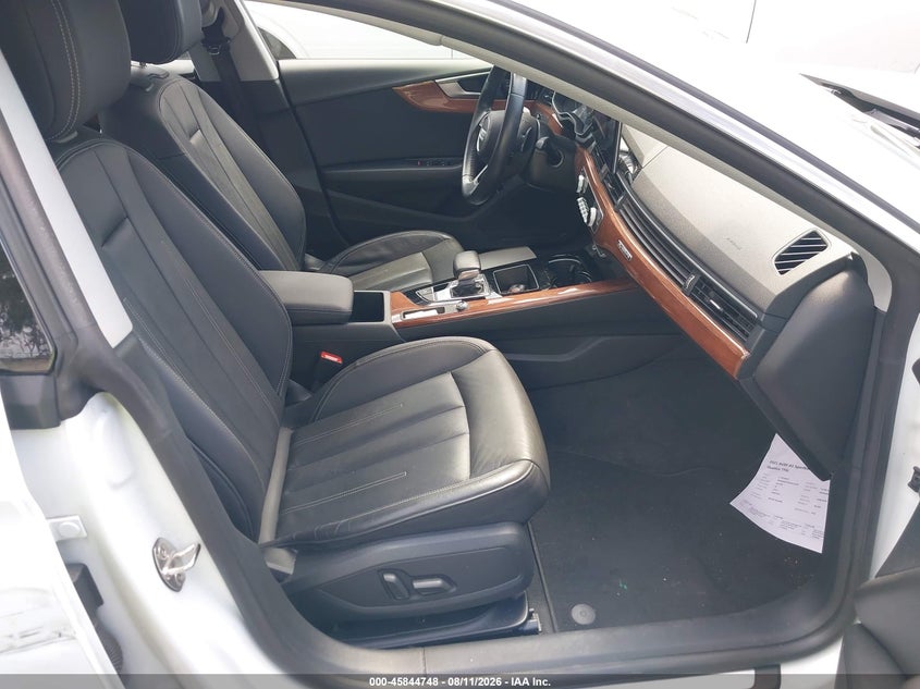 2022 Audi A5 VIN WAUABCF53NA013438 IAAI salvage auction — RIGHT SIDE, Salvage Title, sold $11,625 on 2026-08-29 (photo 5)