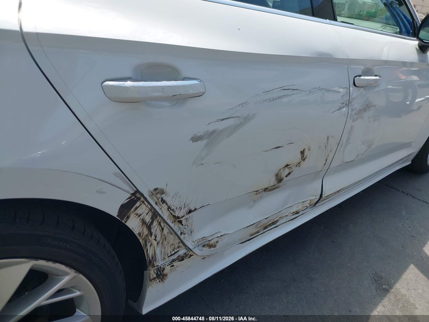 2022 Audi A5 VIN WAUABCF53NA013438 IAAI salvage auction — RIGHT SIDE, Salvage Title, sold $11,625 on 2026-08-29 (photo 6)