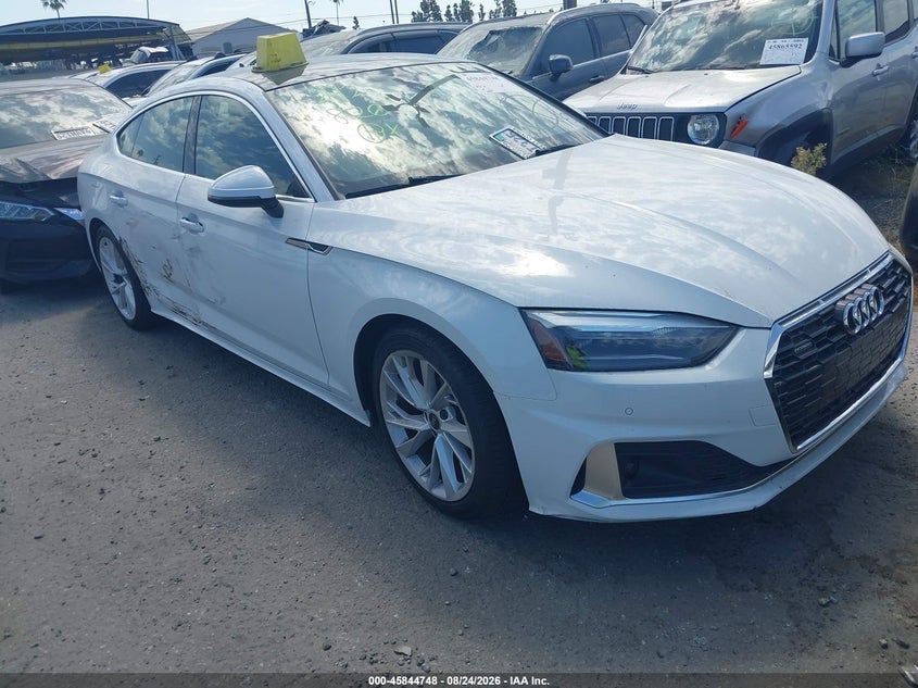 2022 Audi A5 VIN WAUABCF53NA013438 IAAI salvage auction — RIGHT SIDE, Salvage Title, sold $11,625 on 2026-08-29 (photo 1)