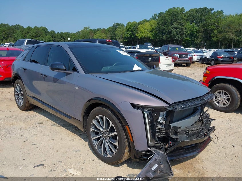 2024 Cadillac Lyriq VIN 1GYKPVRL2RZ124305 — IAAI salvage auction photo