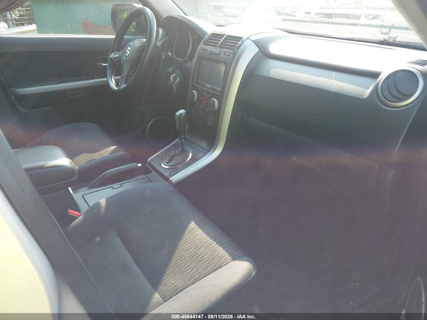 2013 Suzuki Grand vitara VIN JS3TD0D66D4100006 IAAI salvage auction — LEFT REAR, Salvage Title, sold $1,350 on 2026-09-17 (photo 5)