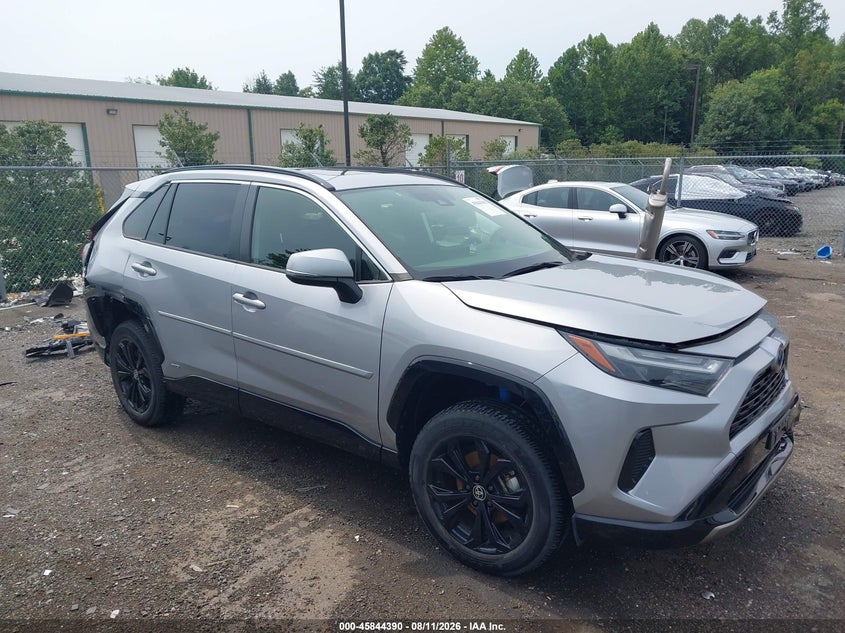 2022 Toyota Rav 4 VIN JTM16RFV9ND062006 — IAAI salvage auction photo