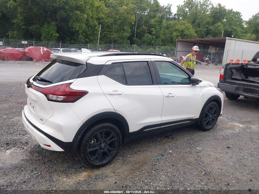 2023 Nissan Kicks VIN 3N1CP5DV6PL476801 IAAI salvage auction — FRONT END, Wait Title, sold $3,300 on 2026-08-31 (photo 4)