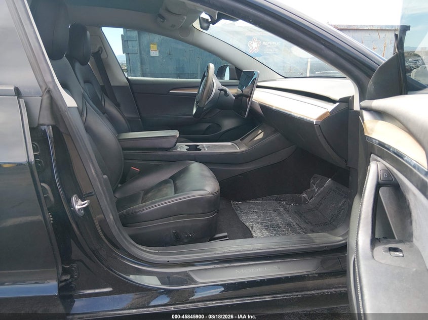 2022 Tesla Model 3 VIN 5YJ3E1EB2NF186924 IAAI salvage auction — FRONT END, Wait Title, sold $5,300 on 2026-10-10 (photo 5)
