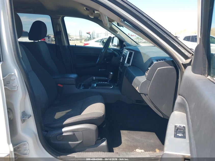 2010 Jeep Grand cherokee VIN 1J4PR4GK9AC140464 IAAI salvage auction — REAR END, Salvage (California), sold $975 on 2026-09-04 (photo 5)