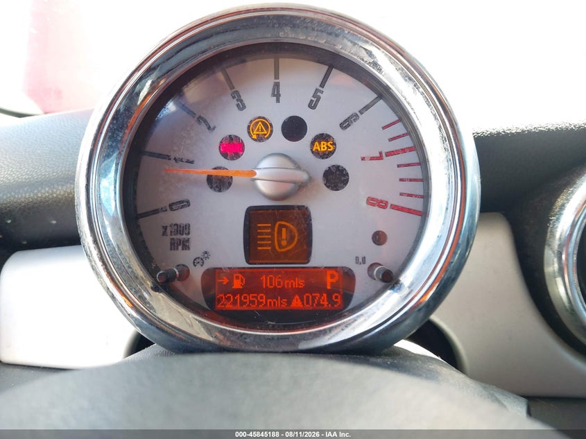 2009 Mini Cooper VIN WMWMF33509TT69698 IAAI salvage auction — NORMAL WEAR, Clear (Georgia), sold $100 on 2026-08-17 (photo 7)