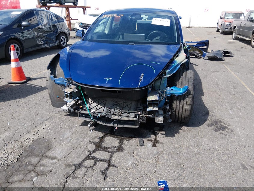 2021 Tesla Model 3 VIN 5YJ3E1EC6MF914137 IAAI salvage auction — FRONT END, Salvage (Oregon), sold $11,225 on 2026-10-03 (photo 6)