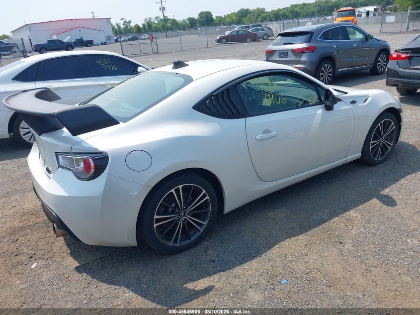 2013 Scion Fr-s VIN JF1ZNAA18D2703822 IAAI salvage auction — NORMAL WEAR, Clear (Virginia), sold $3,600 on 2026-08-11 (photo 4)