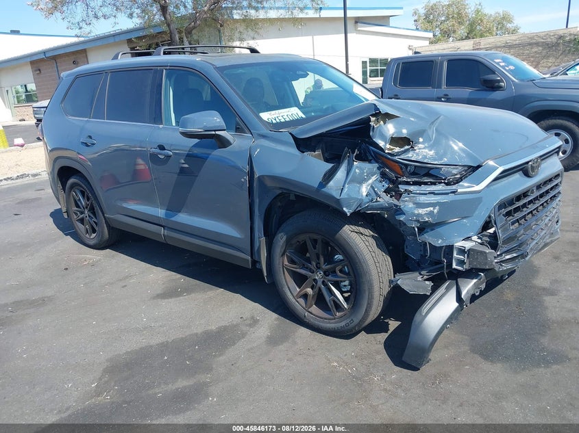 2026 Toyota Highlander VIN 5TDAAAB53TS130212 — IAAI salvage auction photo