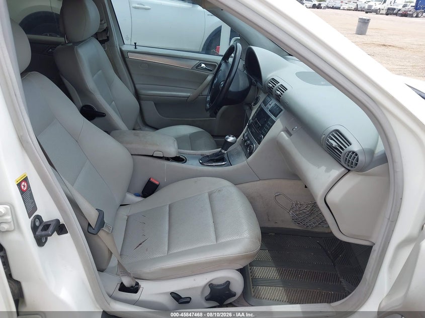 2006 Mercedes-benz C class VIN WDBRF52H26F752986 IAAI salvage auction — NORMAL WEAR, Original (Texas), sold $775 on 2026-08-19 (photo 5)